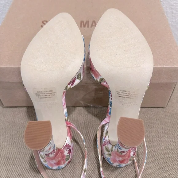Steve Madden Beki Floral Multi Flare-Heel Sandals (size 6 1/2 and 7 available) - Picture 5 of 8